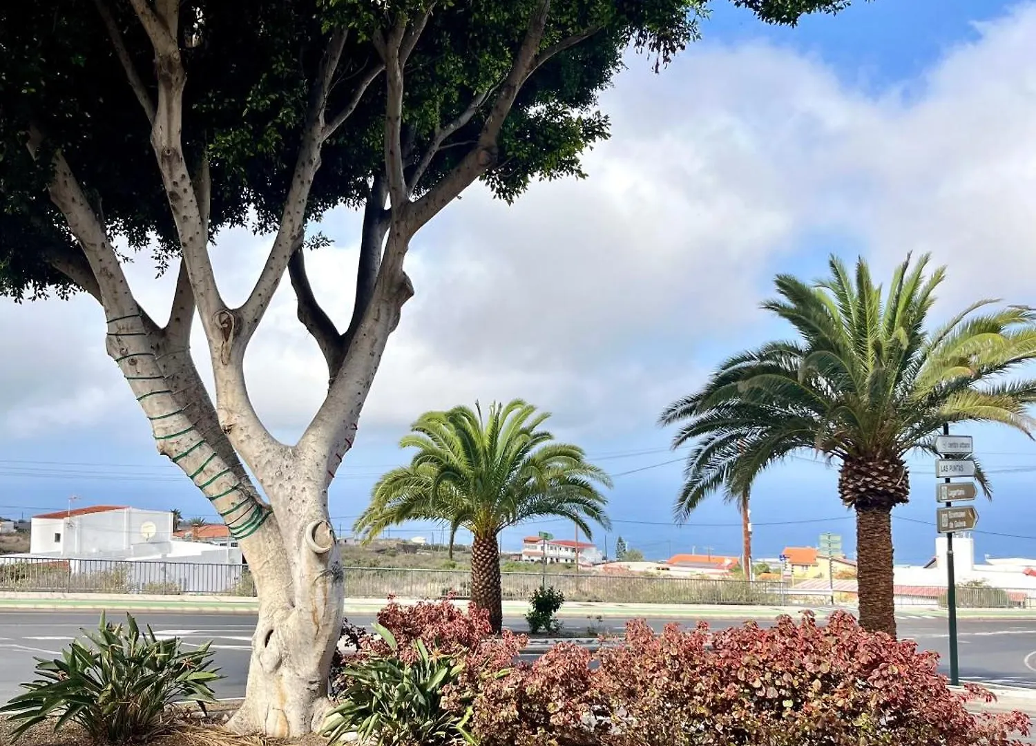 Apartamentos Edalmar Frontera Apartment
