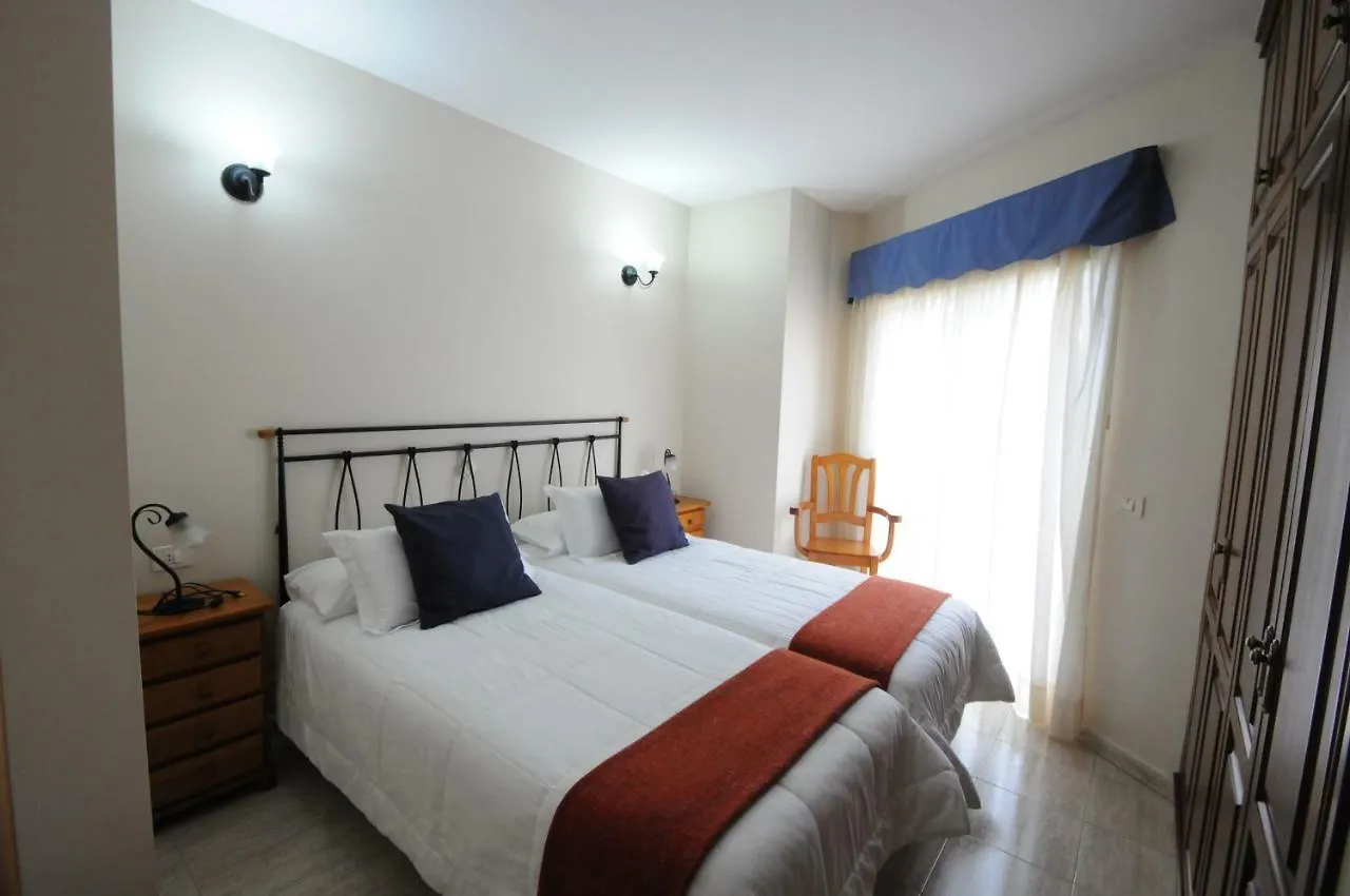 Apartamentos Edalmar Frontera Apartment
